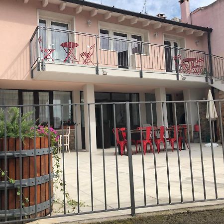 קסטלנואובו דל גארדה B&B Corte Del Garda מראה חיצוני תמונה