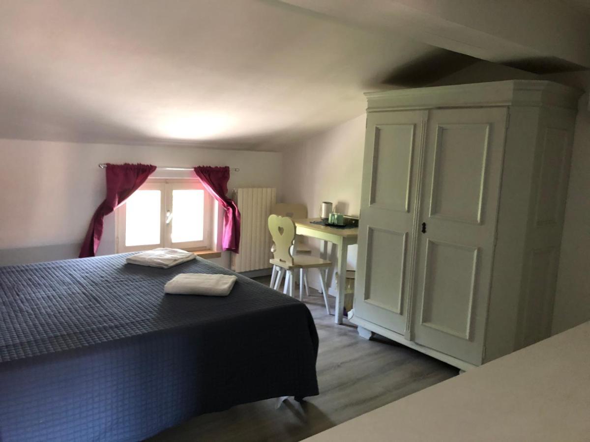 קסטלנואובו דל גארדה B&B Corte Del Garda מראה חיצוני תמונה