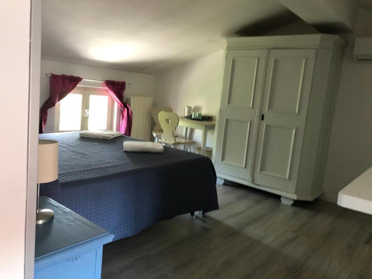 קסטלנואובו דל גארדה B&B Corte Del Garda מראה חיצוני תמונה