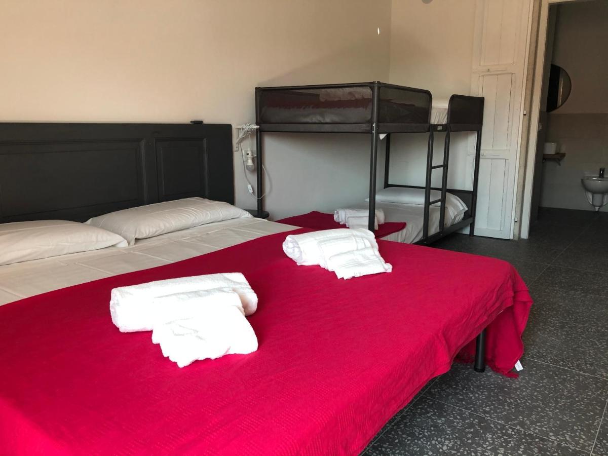 קסטלנואובו דל גארדה B&B Corte Del Garda מראה חיצוני תמונה