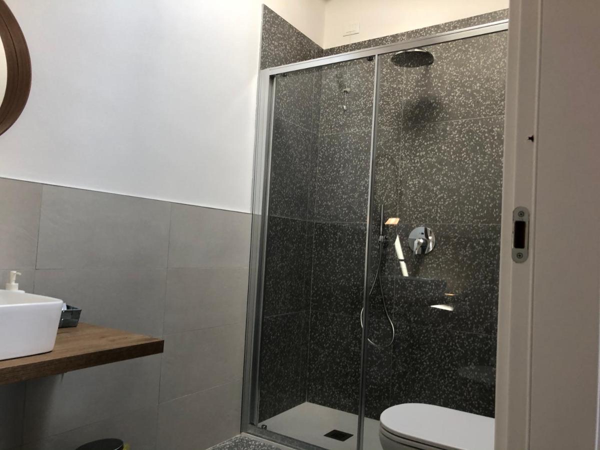 קסטלנואובו דל גארדה B&B Corte Del Garda מראה חיצוני תמונה