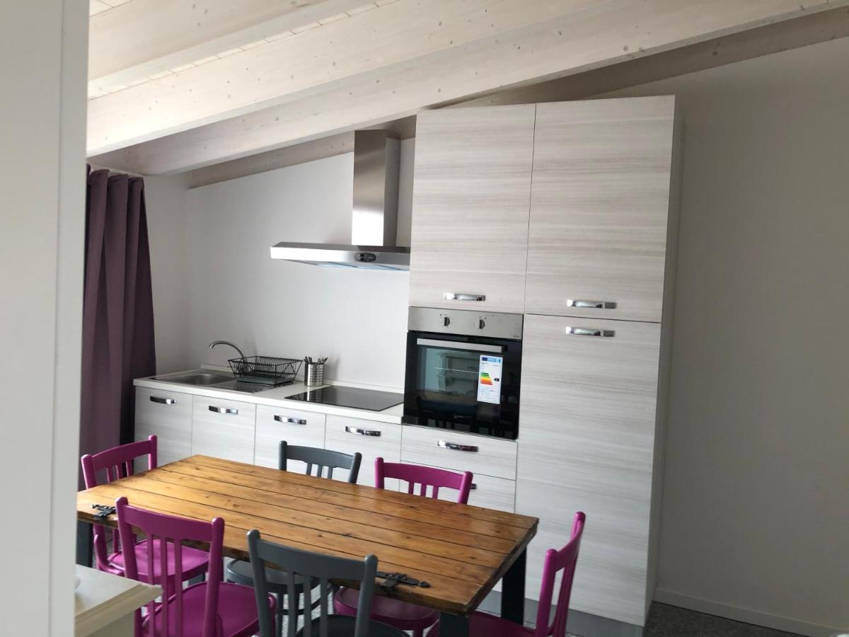 קסטלנואובו דל גארדה B&B Corte Del Garda מראה חיצוני תמונה