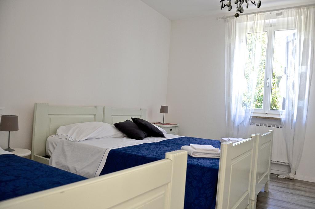 קסטלנואובו דל גארדה B&B Corte Del Garda חדר תמונה