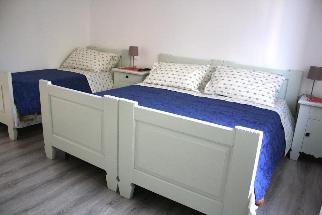 קסטלנואובו דל גארדה B&B Corte Del Garda חדר תמונה